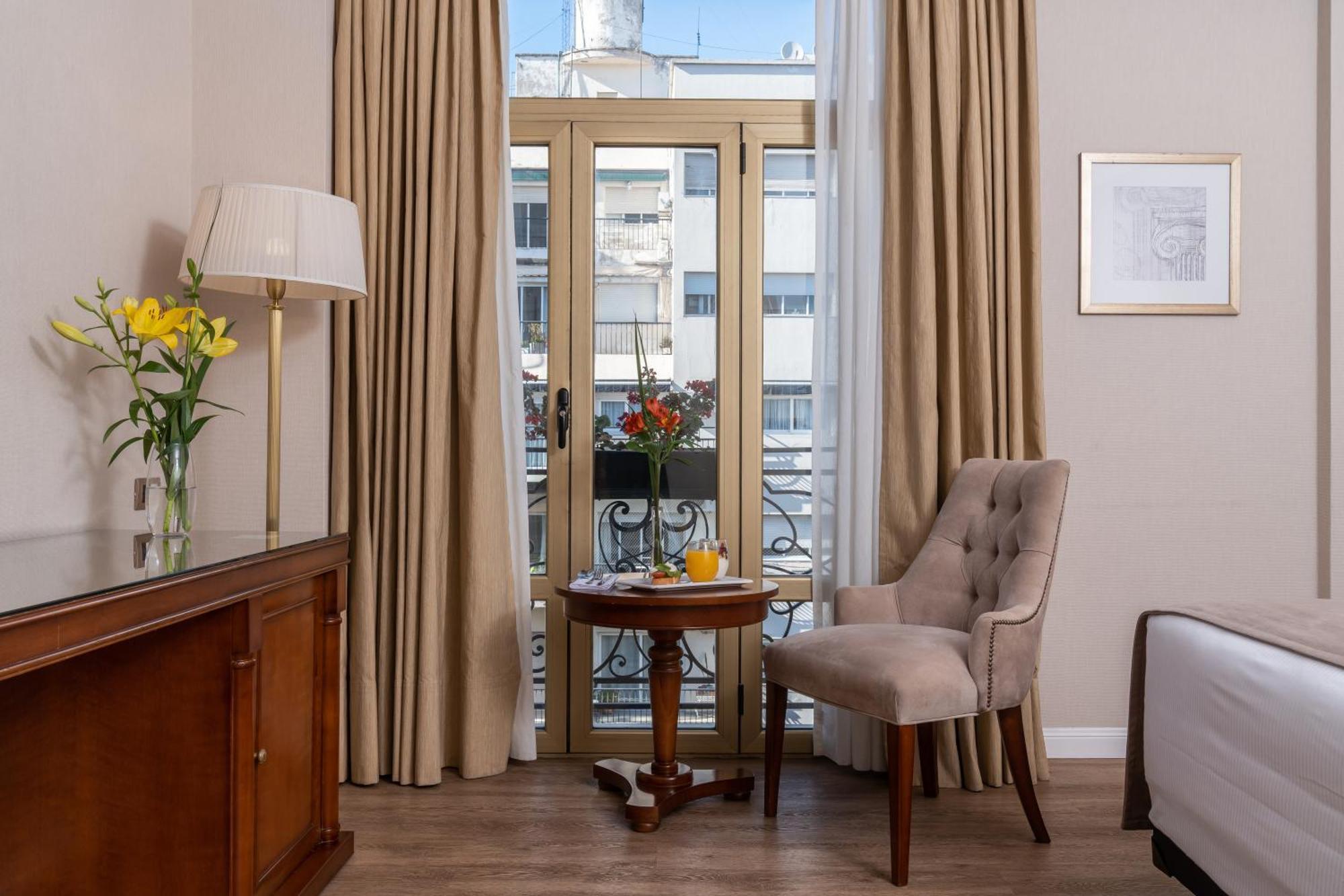 Hotel Intersur Recoleta Буэнос-Айрес Экстерьер фото